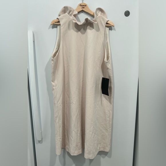 White Blythe Dress
TUCKERNUCK - Picture 6 of 9